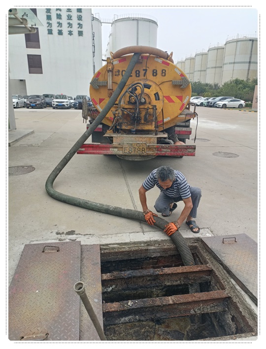 景洪隔油池清掏