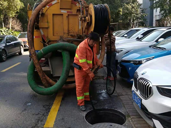 景洪排污管道清淤